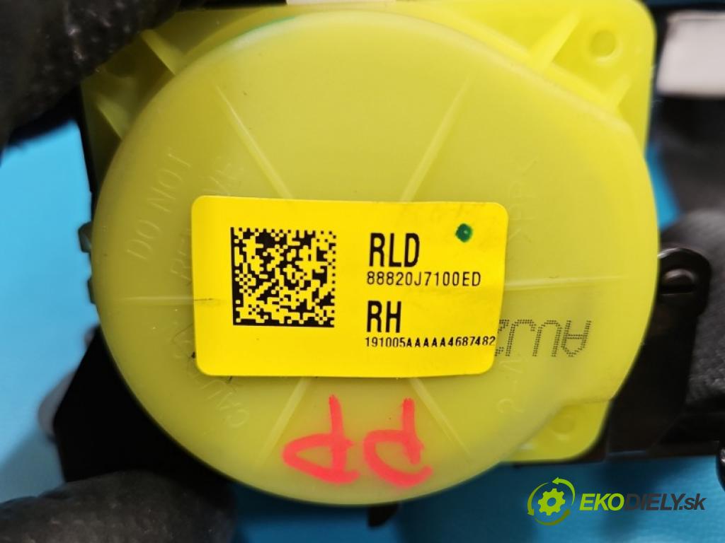 Kia Ceed III 2018- 1.6 CRDI 136hp manual 100 kW 1598 cm3 5- stěna bezpečnost přední pravý 88840J000WK