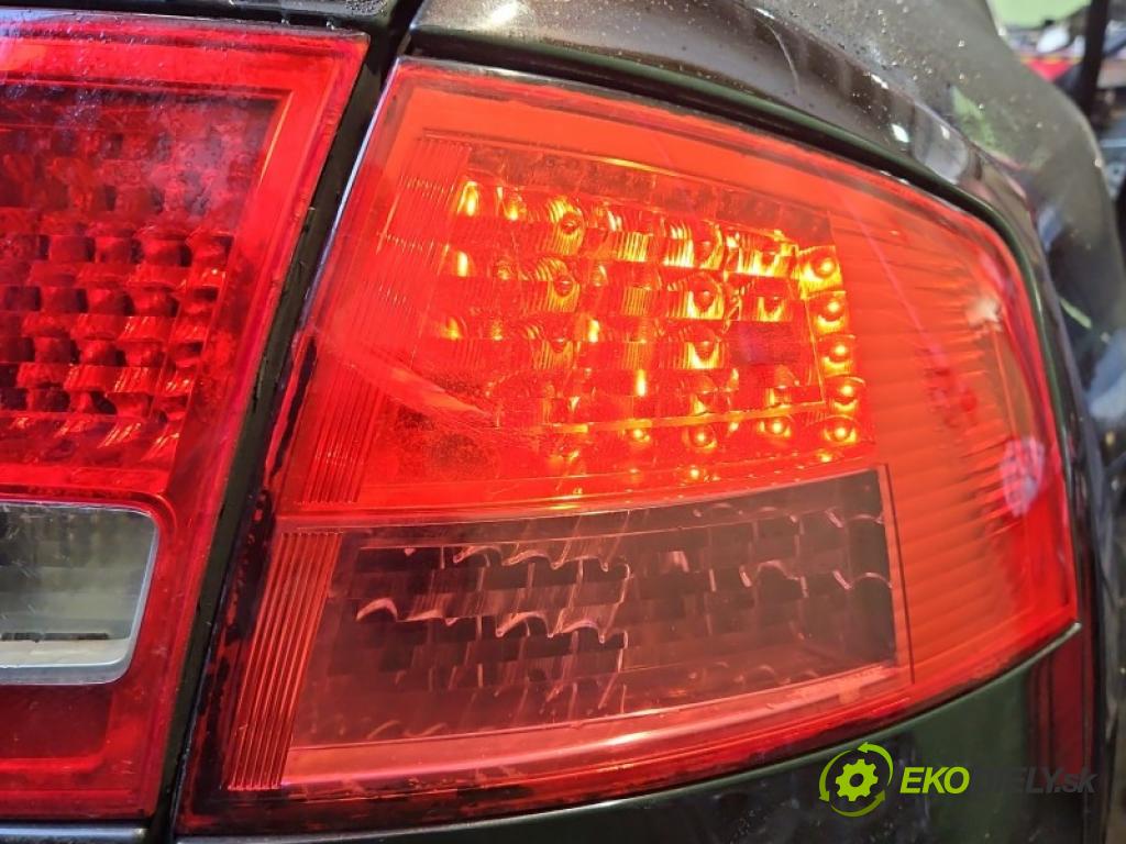 Audi A8 D3 2002-2009 4.2 tdi 326KM automatic 240 kW 4134 cm3 4- světlo zadní pravé blatník: 4E0945096C