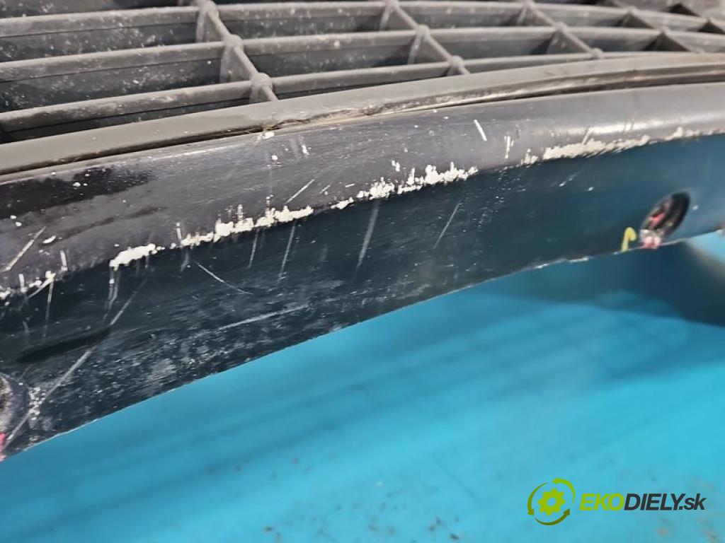 Ford Focus Mk2 2004-2011 1.6 hdi 90 hp manual 66 kW 1560 cm3 5- nárazník přední (Klika dveří ostatní)