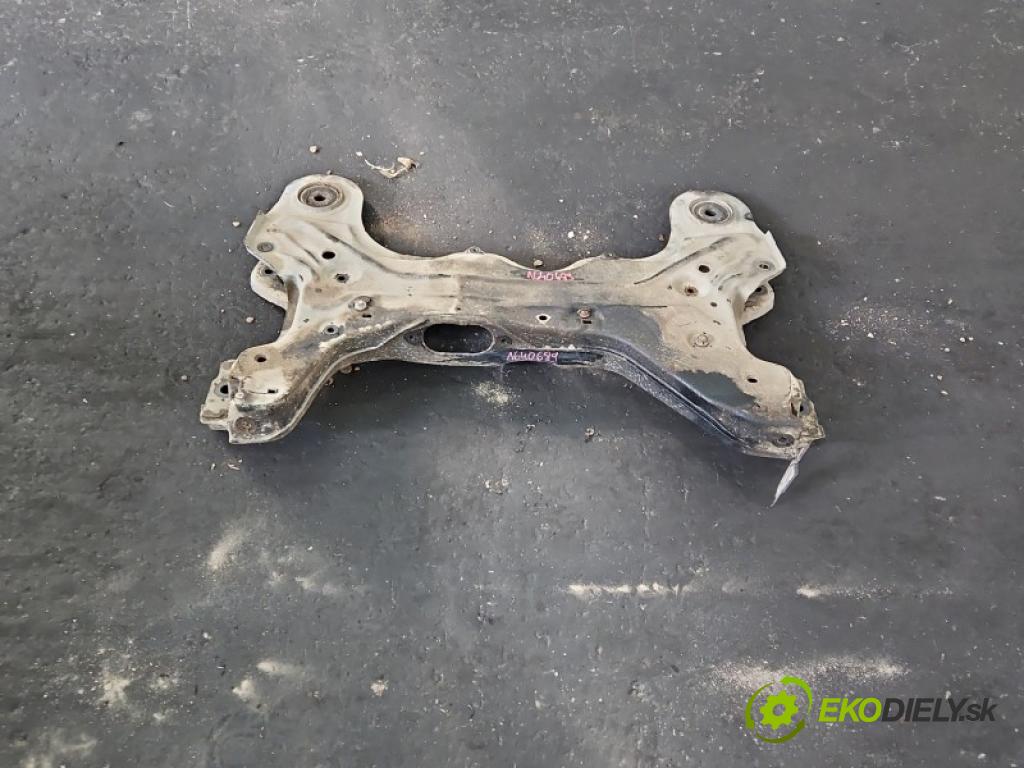 Vw Golf IV 1997-2003 1.9 tdi 90 HP manual 66 kW 1896 cm3 5- výstuha motora