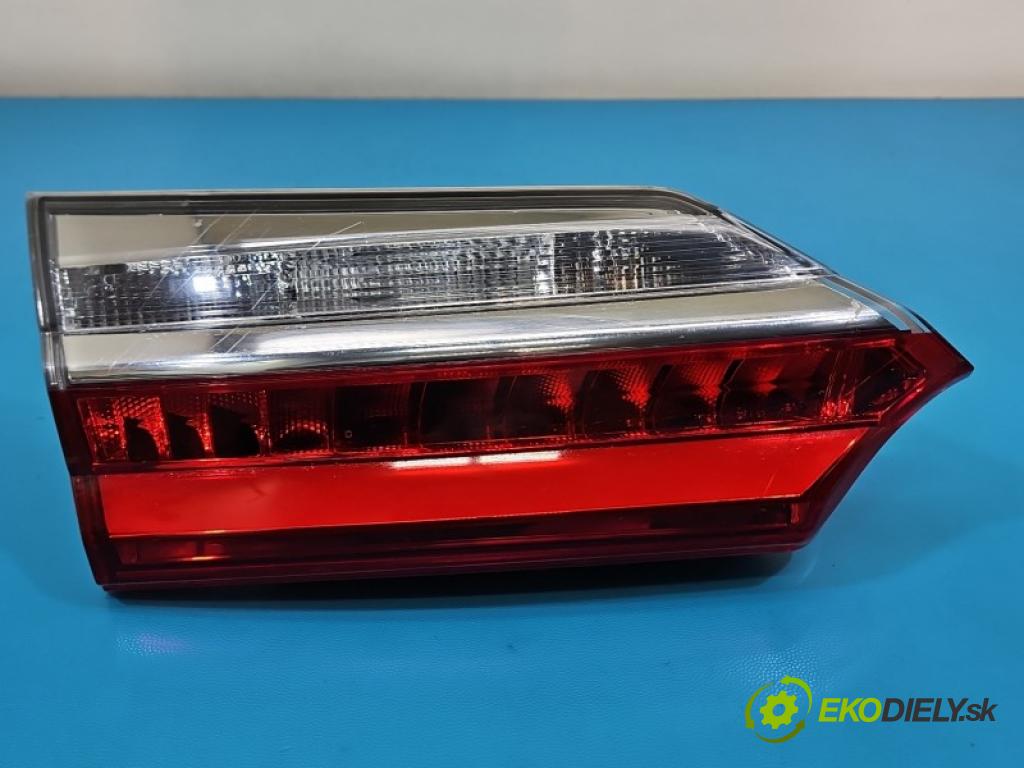 Toyota Corolla E16/E18  2013-2019 1.6 16V 132  HP automatic 97 kW 1598 cm3 4- svetlo / reflektor zadné ľavé kufrové dvere 81590-02A20