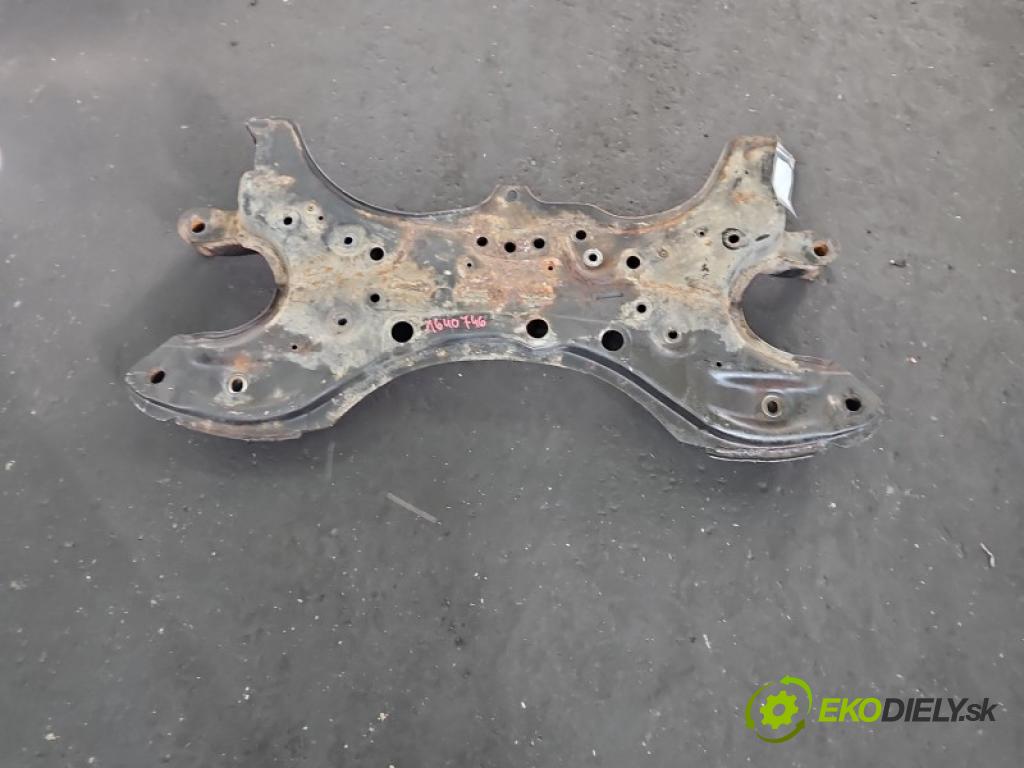 Toyota Corolla Verso II 2004-2009 2.0 D4D 116 HP manual 85 kW 1995 cm3 5- výstuha motora