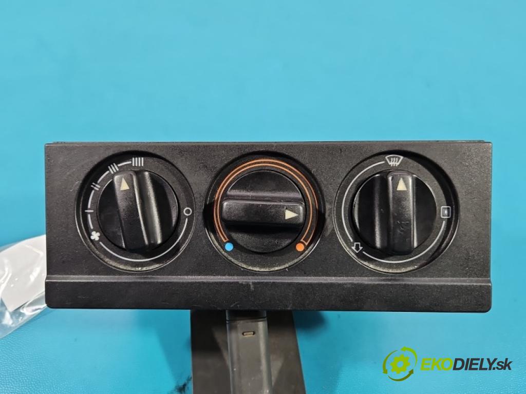 Audi 80 B3 1986-1991 1.8 vstřik: mech 90 hp manual 66 kW 1760 cm3 4- palubní deska panel topení 