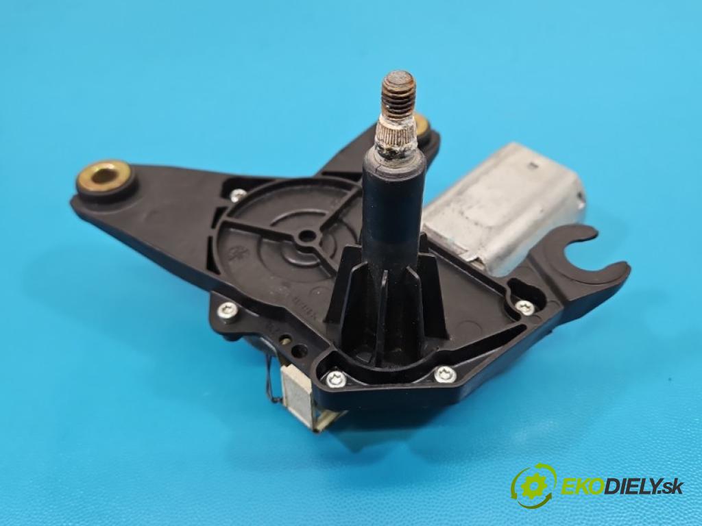 Nissan Micra K12 2003-2010 1.2 16V 65 HP manual 48 kW 1240 cm3 5- motor stieračov zadné 8200017385-C