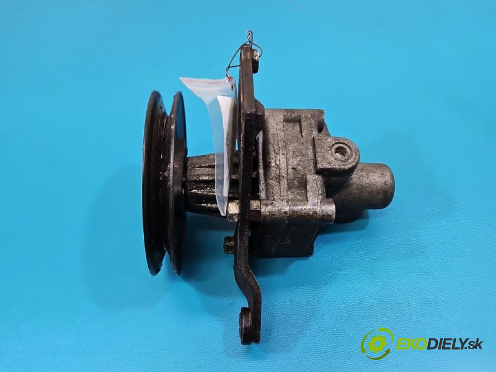 Audi 80 B3 1986-1991 1.8 injekcia: mech 90 HP manual 66 kW 1760 cm3 4- čerpadlo posilovač 026145155B (Servočerpadlo)