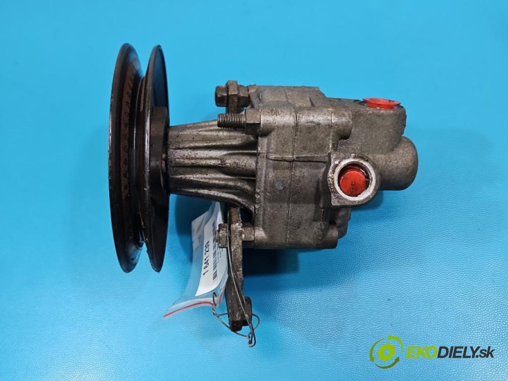 Audi 80 B3 1986-1991 1.8 injekcia: mech 90 HP manual 66 kW 1760 cm3 4- čerpadlo posilovač 026145155B (Servočerpadlo)