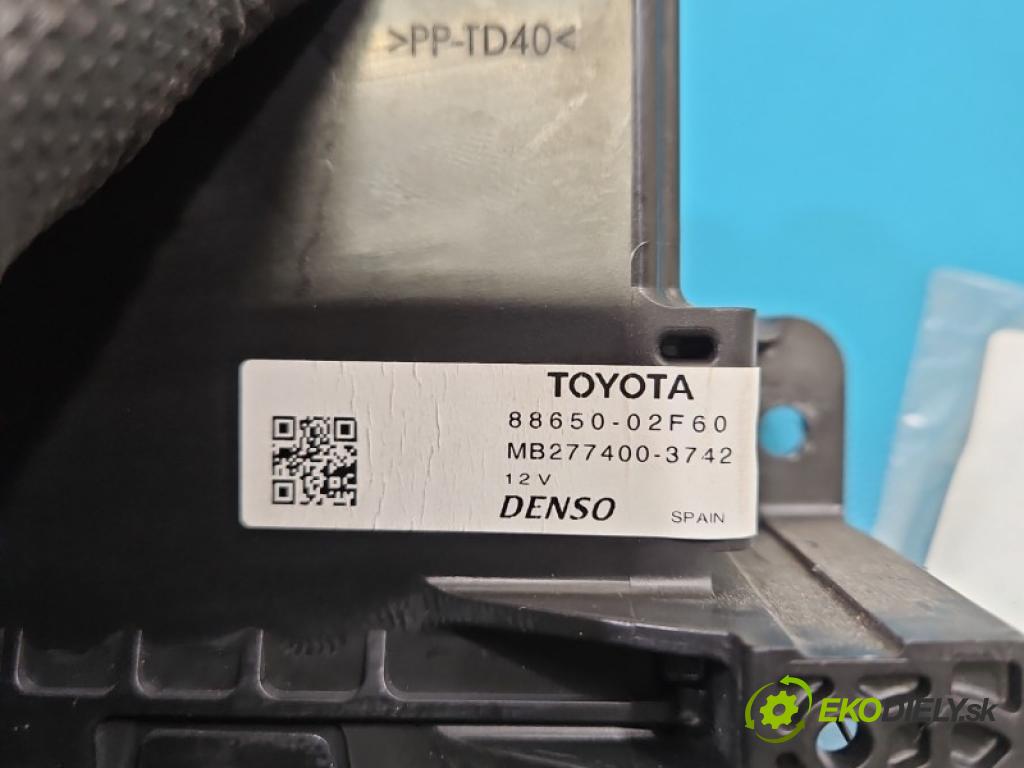 Toyota Corolla E16/E18  2013-2019 1.6 16V 132  HP automatic 97 kW 1598 cm3 4- riadiaca jednotka ostatné 88650-02F60