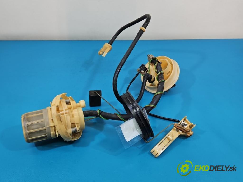 Audi 80 B4 1991-1994 2.0 8V 90 HP manual 66 kW 1984 cm3 4- čerpadlo palivo 8A0201319
