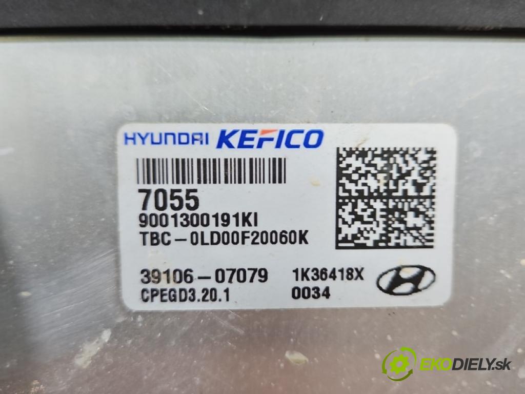 Hyundai i20 III 2020- 1.0 T 100 hp manual 73.5 kW 998 cm3 5- řídící jednotka motoru 39106-07079