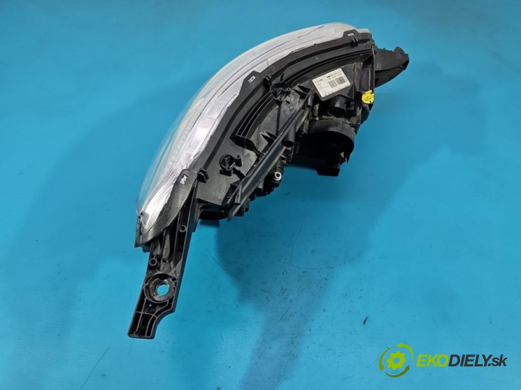 Peugeot 2008 I 2013-2019 1.6 16V 120 HP manual 88 kW 1598 cm3 5- Reflektor: ľavý 9677810180 (Kľučka dverí ostatné)