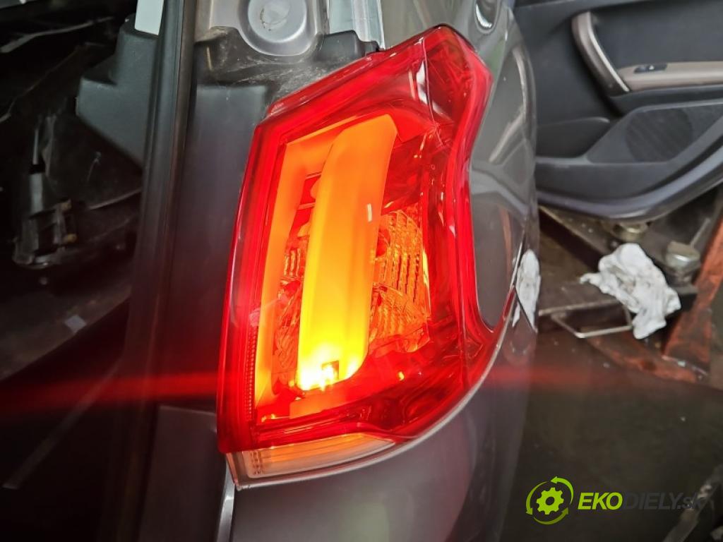 Peugeot 2008 I 2013-2019 1.6 16V 120 HP manual 88 kW 1598 cm3 5- svetlo / reflektor zadné pravé blatník 9678074380