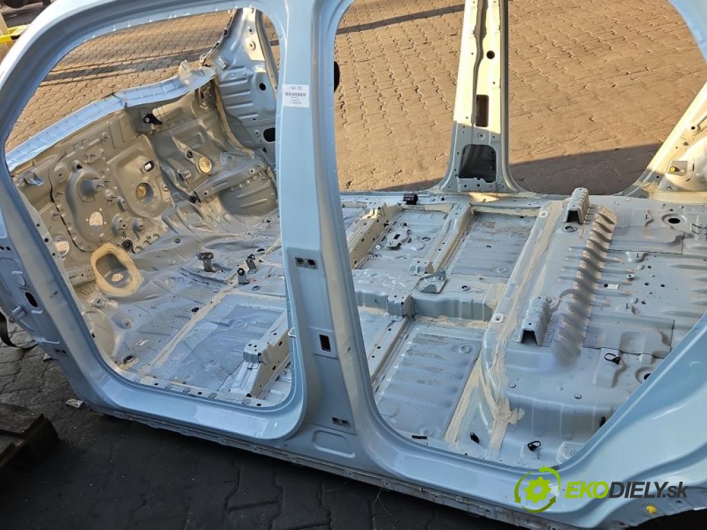 Leapmotor T03 0.0 95 HP automatic 70 kW 1 cm3 5- Práh: ľavý  (Karoséria ostatné)