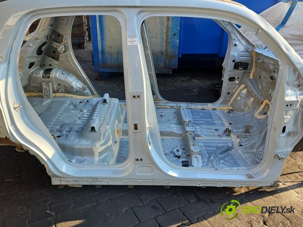 Leapmotor T03 0.0 95 HP automatic 70 kW 1 cm3 5- Práh: pravý  (Karoséria ostatné)
