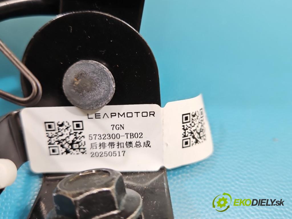 Leapmotor T03 0.0 95 HP automatic 70 kW 1 cm3 5- pas bezpečnosť: zadné pravý 5732300-TB02