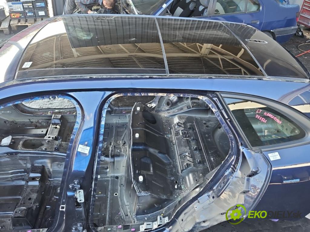 Jaguar F-Pace 16- 2.0d 179KM manual 132 kW 1999 cm3 5- Strecha: 