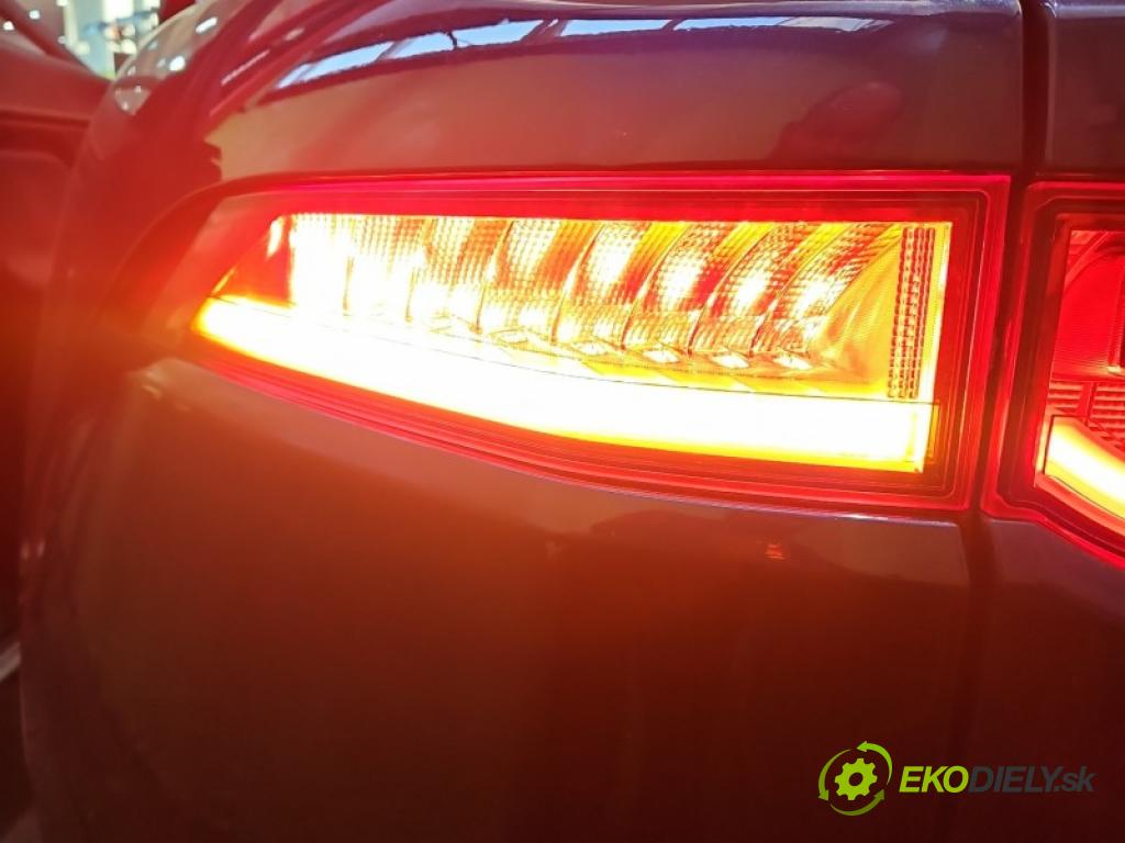 Jaguar F-Pace 16- 2.0d 179KM manual 132 kW 1999 cm3 5- světlo zadní levé blatník: HK83-13405-AE
