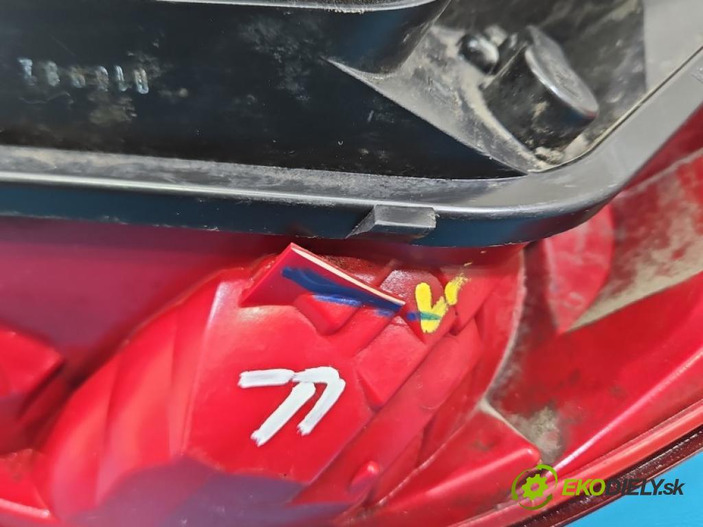 Peugeot 207 1.4 8V 73 hp manual 54 kW 1360 cm3 3- světlo zadní levé blatník: