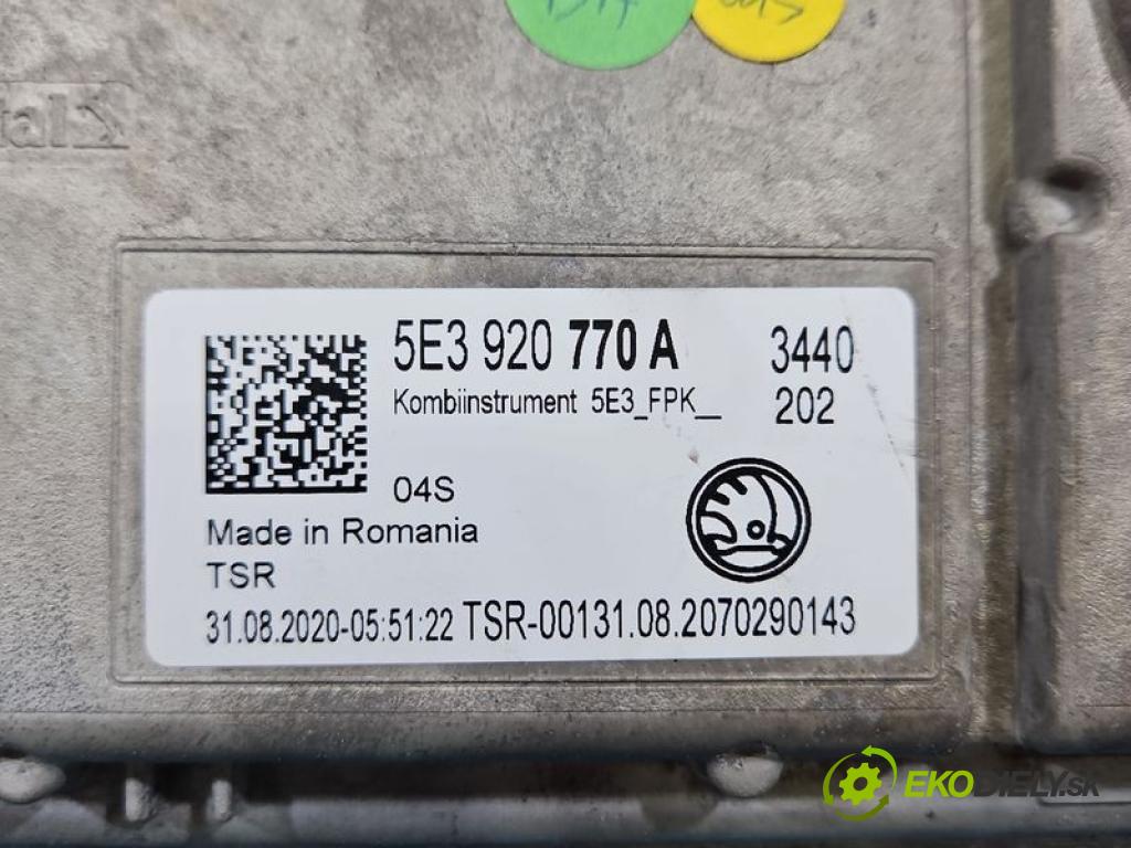 Skoda Octavia IV 2019- 2.0 tdi 150 HP automatic 110 kW 1968 cm3 5- prístrojovka/ budíky 5E3920770A (Prístrojová doska)