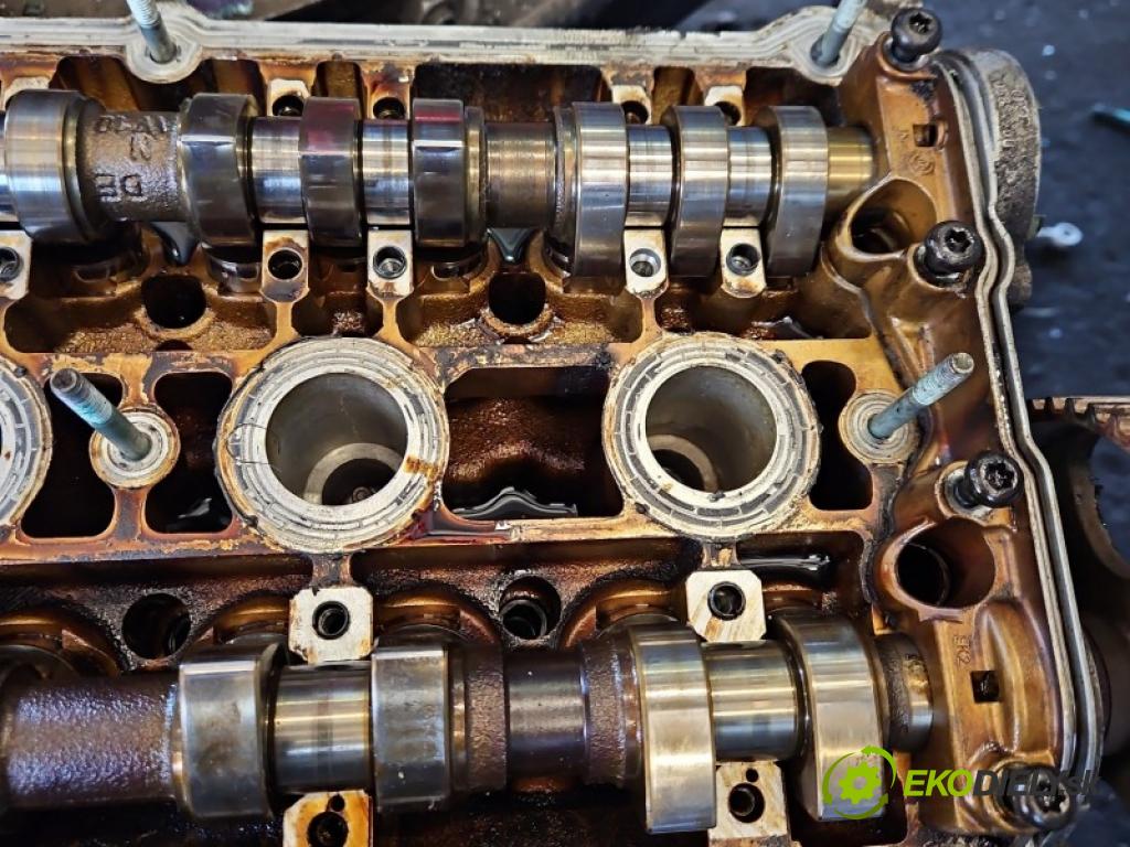 Audi A4 B6 2000-2004 1.8 T 150 HP manual 110 kW 1781 cm3 4- Hlava: motora 058103373D
