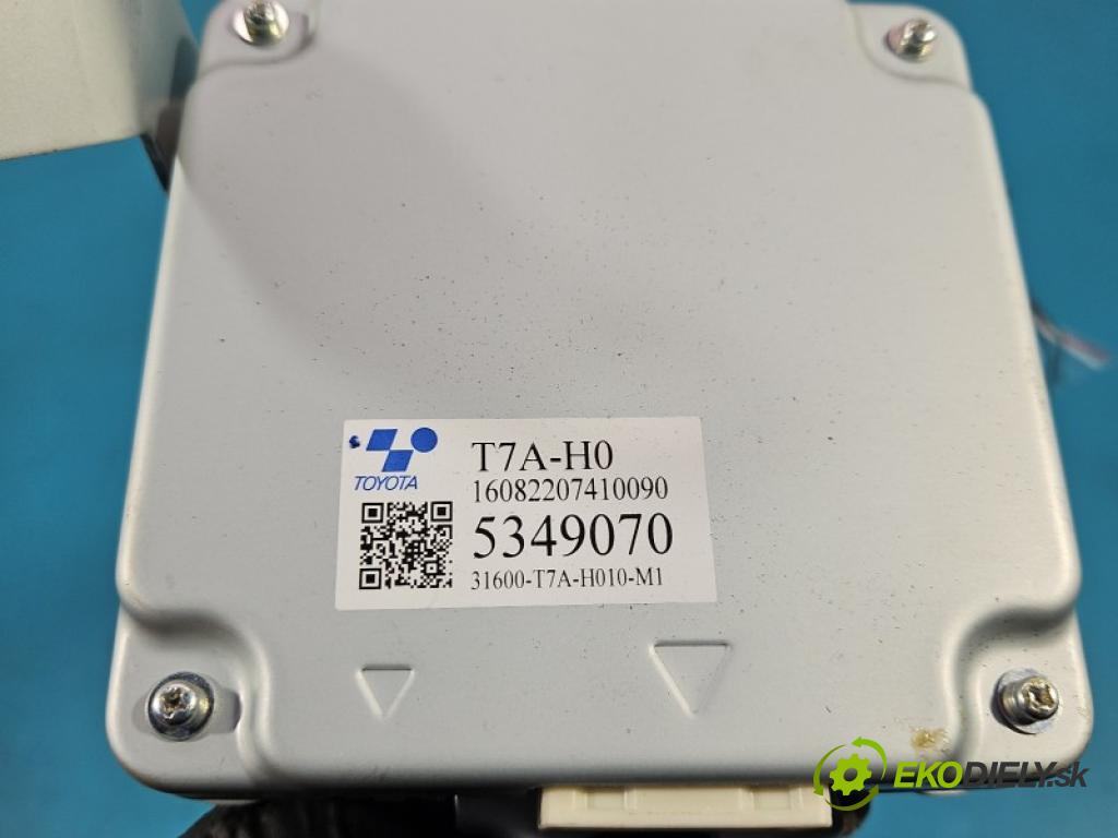 Honda HR-V II 2013-2021 1.6 i-DTEC: 120 HP manual 88 kW 1597 cm3 5- riadiaca jednotka ostatné 31600-T7A-H010-M1