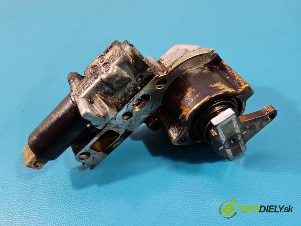 Audi A4 B6 2000-2004 1.8 T 150 hp manual 110 kW 1781 cm3 4- Napínák 058109088D