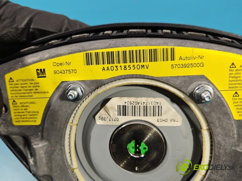 Opel Astra II 1998-2009 1.4 16V 90 hp manual 66 kW 1399 cm3 5- volant 90437296 (Volant)