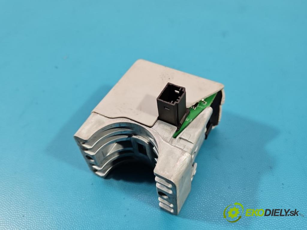 Leapmotor T03 0.0 95 HP automatic 70 kW 1 cm3 5- Blokáda: řízení:  (Riadenie ostatné)