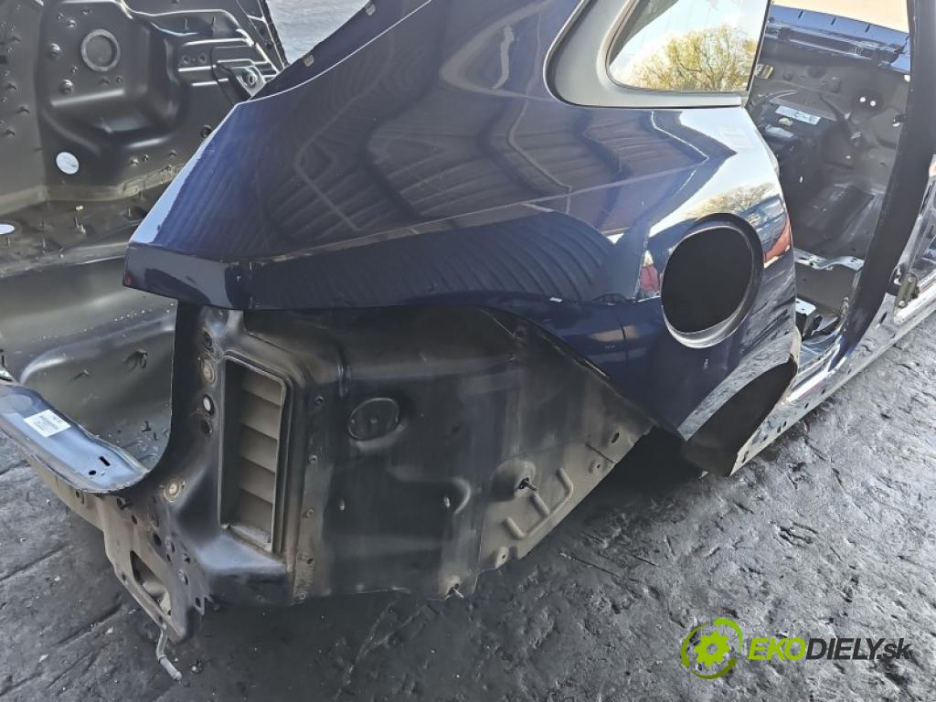 Jaguar F-Pace 16- 2.0d 179KM manual 132 kW 1999 cm3 5- blatnik zadní pravý
