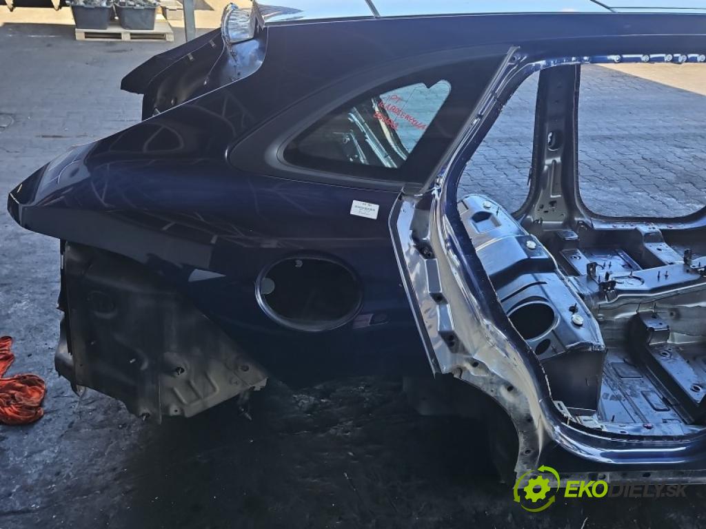 Jaguar F-Pace 16- 2.0d 179KM manual 132 kW 1999 cm3 5- blatnik zadní pravý 
