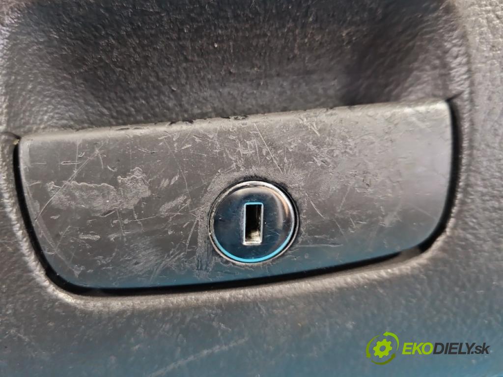 Vw Passat B5 1995-2005 1.9 tdi 101 HP manual 74 kW 1896 cm3 4- kastlík 3B1857101