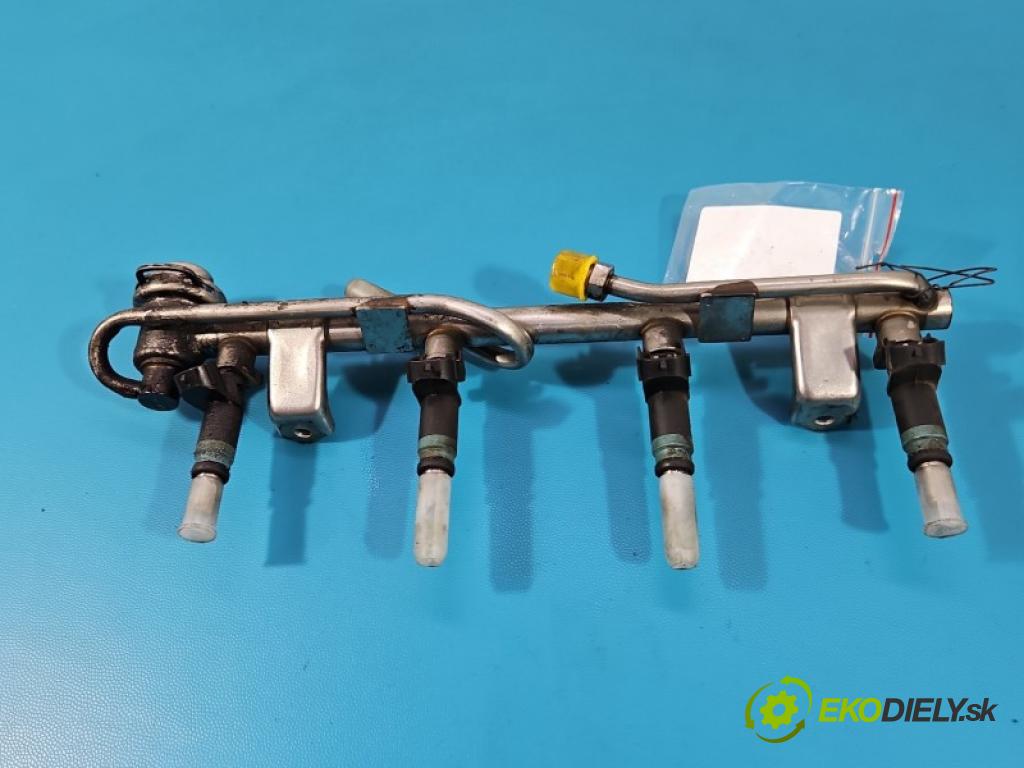 Audi A4 B6 2000-2004 2.0 20V 131 HP manual 96 kW 1984 cm3 4- vstrek benzín 06B133551K
