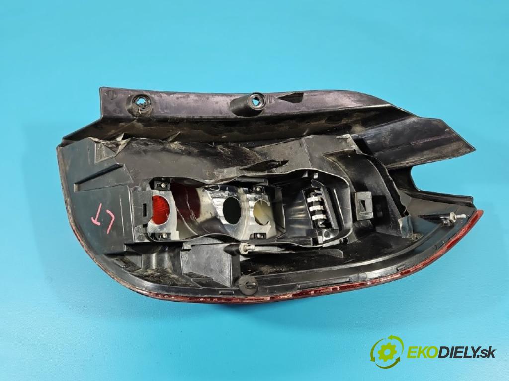 Renault Scenic II 2003-2009 1.4 16V 98 HP manual 72 kW 1390 cm3 5- svetlo / reflektor zadné ľavé blatník