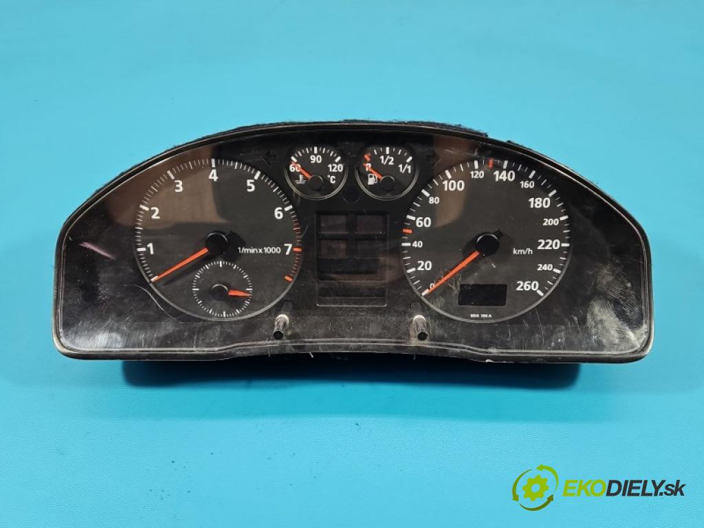 Audi A4 B5 1994-2001 1.8 T 150 hp manual 110 kW 1781 cm3 4- Přístrojová deska 8D0919033C (Přístrojová deska)