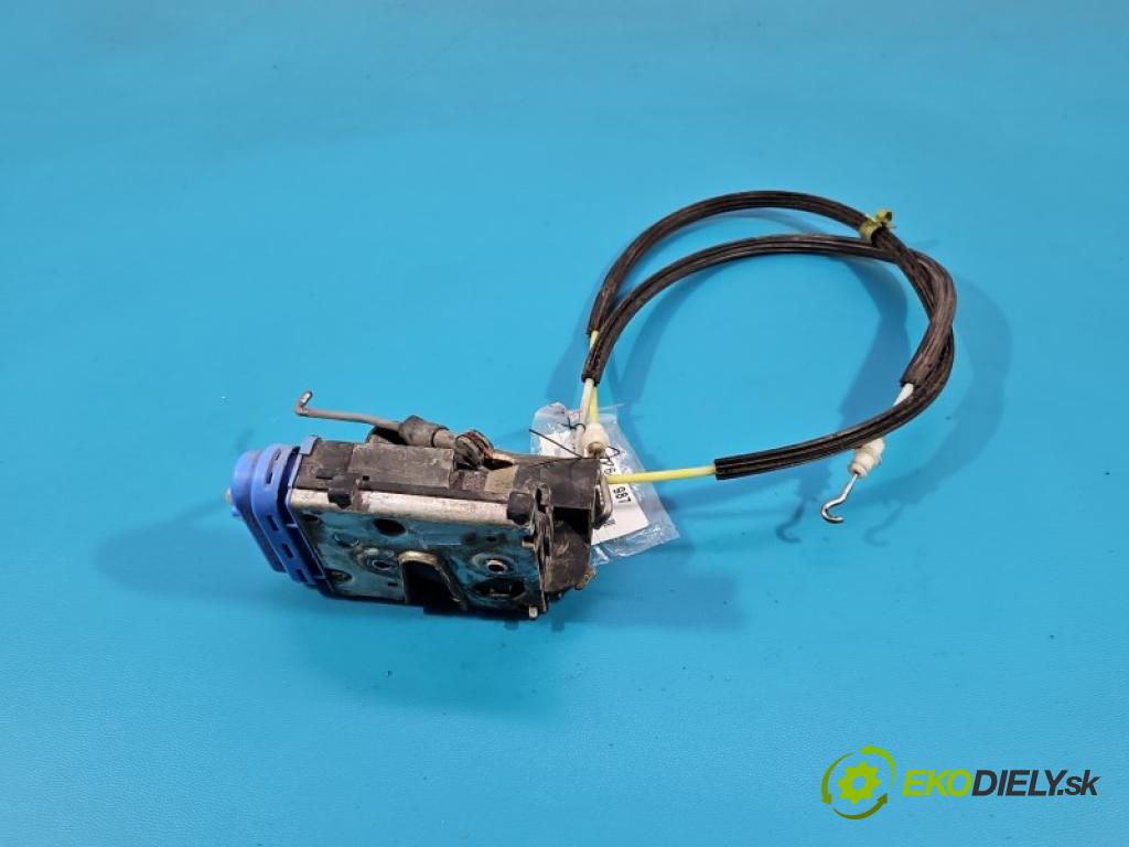 Audi A4 B5 1994-2001 1.8 T 150 HP manual 110 kW 1781 cm3 4- zámok zadné pravý 4A0839016H