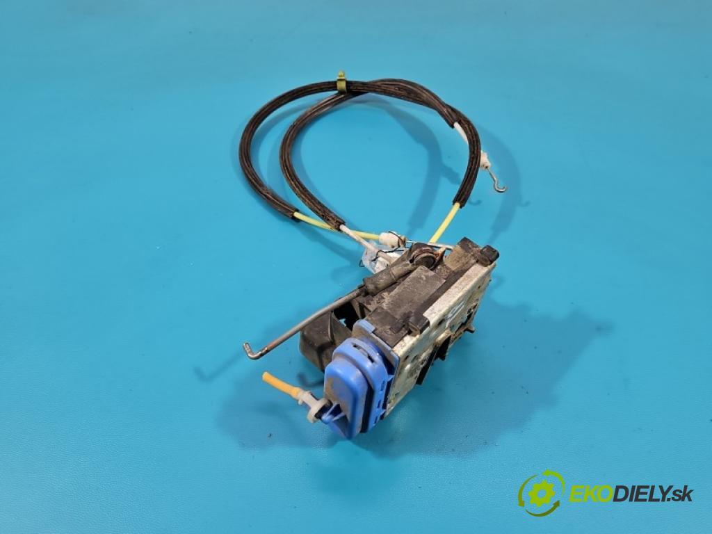 Audi A4 B5 1994-2001 1.8 T 150 HP manual 110 kW 1781 cm3 4- zámok zadné pravý 4A0839016H