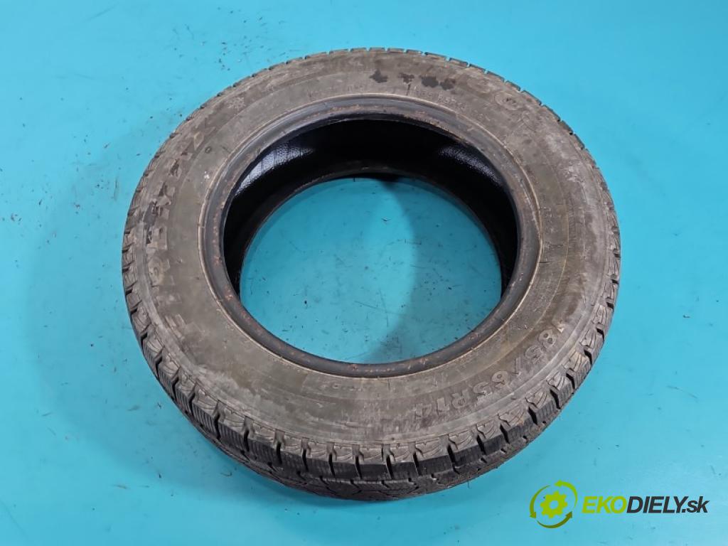 Ford Focus Mk1 1998-2004 1.6 16V 101 HP manual 74 kW 1596 cm3 4- pneumatika zimné 4ks komplet