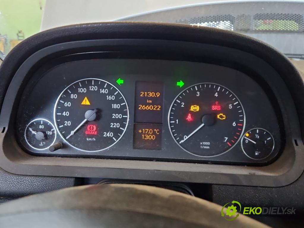 Mercedes A W169 2004-2012 2.0 8V 136hp manual 100 kW 2034 cm3 5- Přístrojová deska A1694401611 (Přístrojová deska)