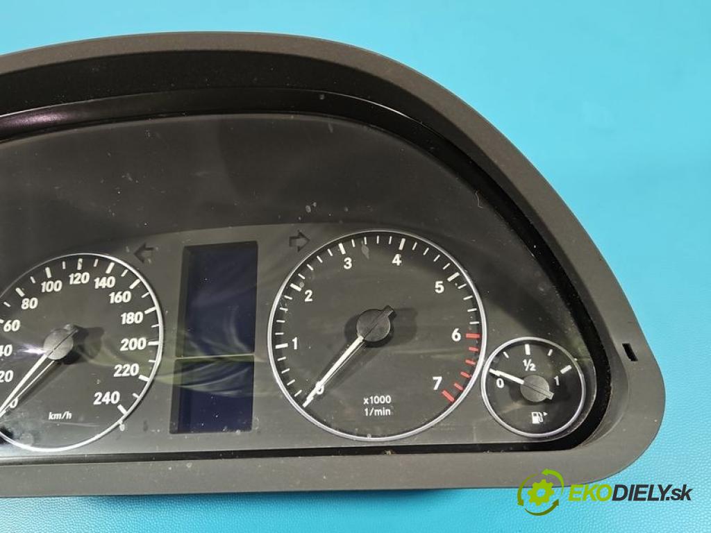 Mercedes A W169 2004-2012 2.0 8V 136hp manual 100 kW 2034 cm3 5- Přístrojová deska A1694401611 (Přístrojová deska)