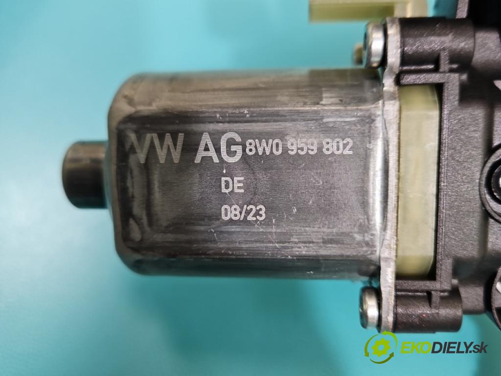 Audi A4 B9 2015-2024 2.0 tdi 204 hp automatic 150 kW 1968 cm3 5- mechanismus stahování přední pravý 8W0837462A