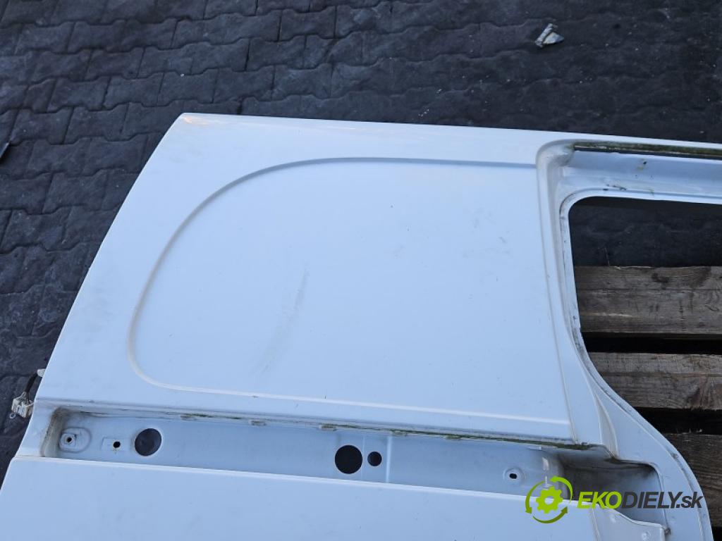Mercedes Citan W415 2012- 1.5 cdi 90 hp manual 66 kW 1461 cm3 5- blatnik zadní pravý