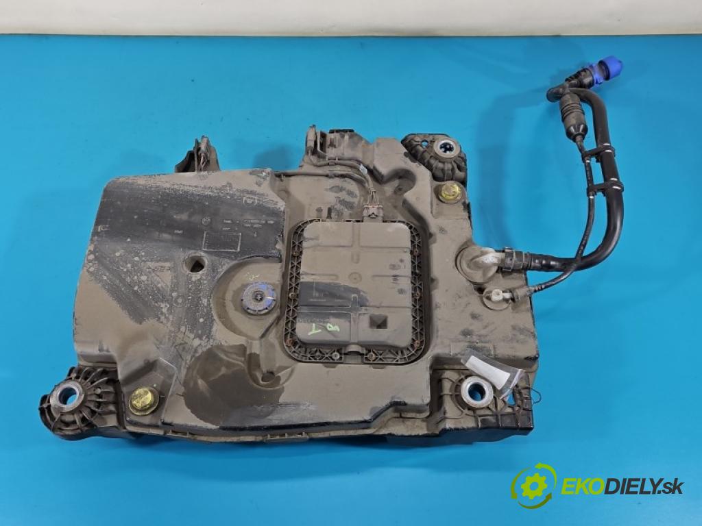 Peugeot 508 II 2018- 2.0 hdi 177 hp automatic 130 kW 1997 cm3 5- Nádrž: AdBlue P10005919