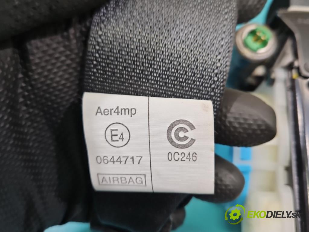 Suzuki Swift Mk8 2017-2024 1.2 16V 90 HP manual 66 kW 1242 cm3 5- pas bezpečnosť: predné pravý 84940-52R0