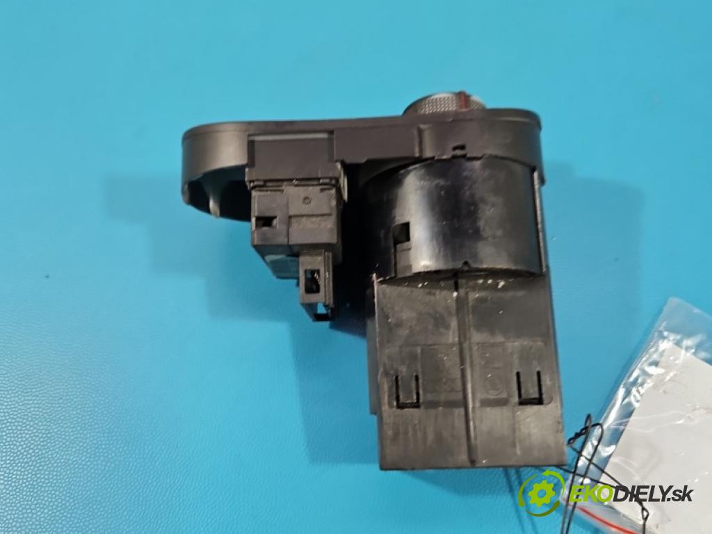 Seat Ibiza III 6L 2002-2008 1.4 tdi 75 hp manual 55 kW 1422 cm3 5- Přepínač světel na deska: 6L1941531AD