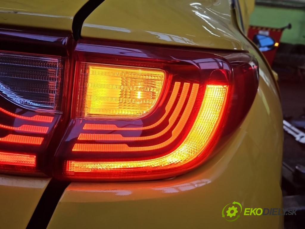 Kia Stonic 2017- 1.4 16V 100 HP manual 73.3 kW 1368 cm3 5- svetlo / reflektor zadné pravé blatník
