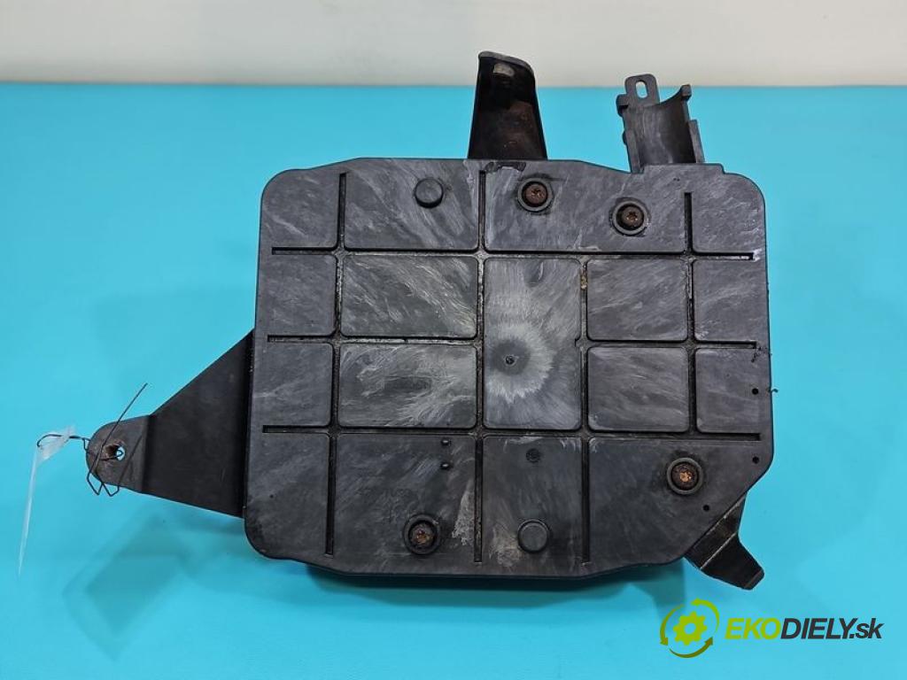 Ford Focus Mk2 2004-2011 2.0 tdci D4204T 136hp manual 100 kW 1997 cm3 5- obal 7M51-12A532-BC