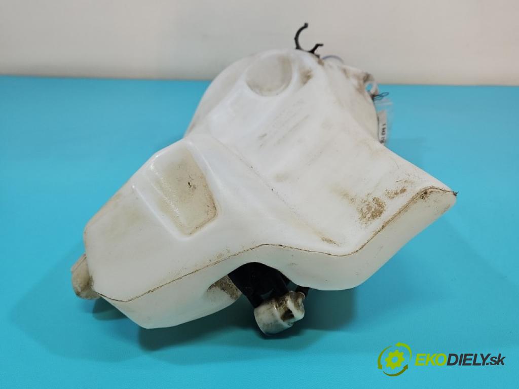 Citroen DS5 2011-2015 1.6 THP 156 HP automatic 115 kW 1598 cm3 5- nádržka tekutina: ostrekovačov 9671317080