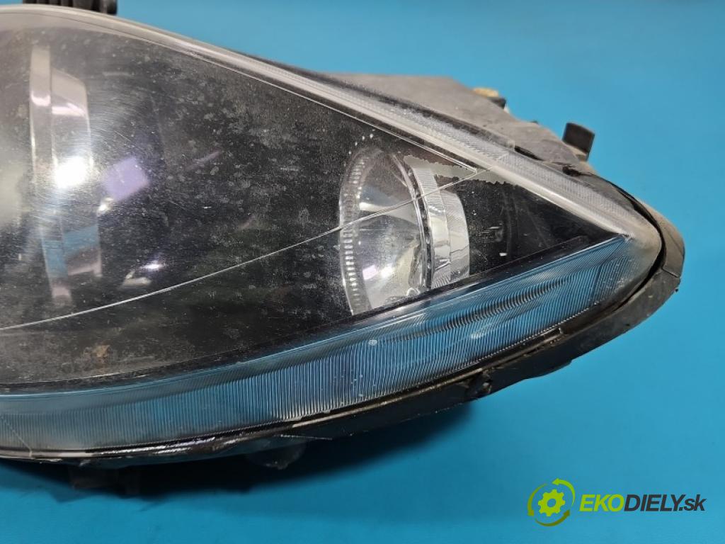 Seat Leon II 2005-2012 1.6 SR 102 HP manual 75 kW 1595 cm3 5- Reflektor: ľavý 51941005E (Kľučka dverí ostatné)