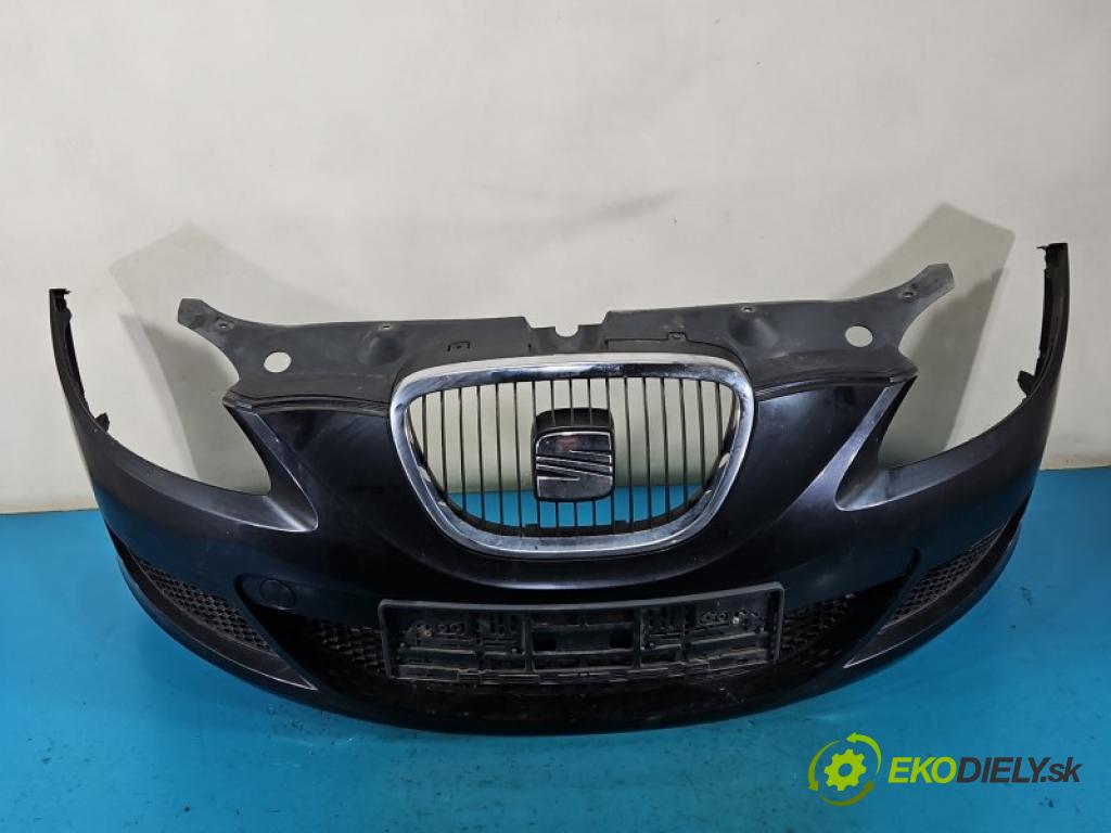 Seat Leon II 2005-2012 1.6 SR 102 hp manual 75 kW 1595 cm3 5- nárazník přední  (Klika dveří ostatní)