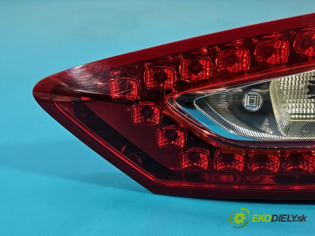 Ford Mondeo Mk5 2014-2022 2.0 tdci 150 HP automatic 110 kW 1997 cm3 5- svetlo / reflektor zadné pravé kufrové dvere DS73-13A602-CG