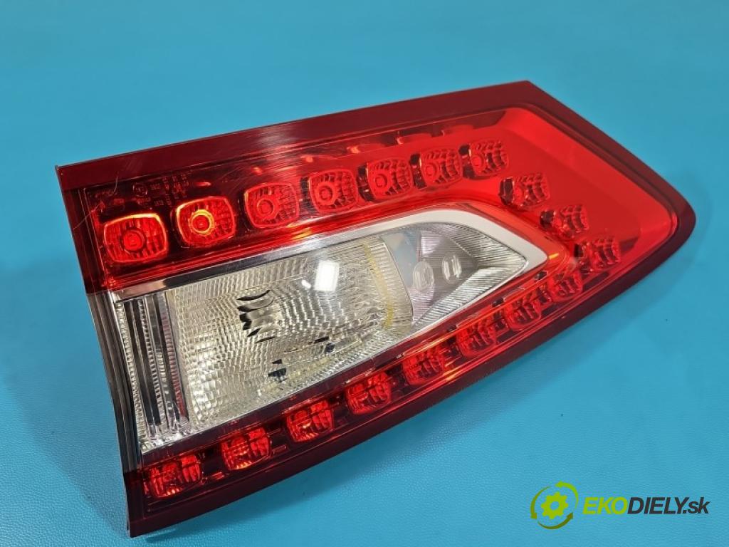 Ford Mondeo Mk5 2014-2022 2.0 tdci 150 HP automatic 110 kW 1997 cm3 5- svetlo / reflektor zadné pravé kufrové dvere DS73-13A602-CG